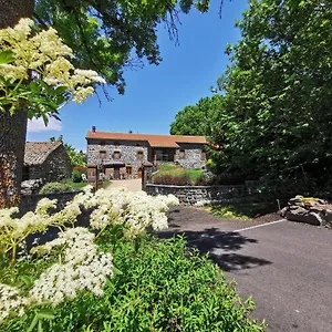 Bed & Breakfast Le Clos Des Pierres Rouges, Saint-Privat-d'Allier